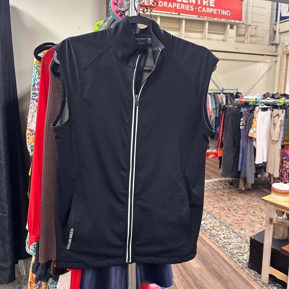 Galvin Green black golf vest gore tex wind proof mens small